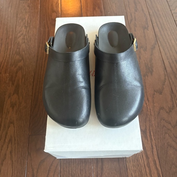 Beatrice Valenzuela Black Clog 7 - Picture 3 of 6
